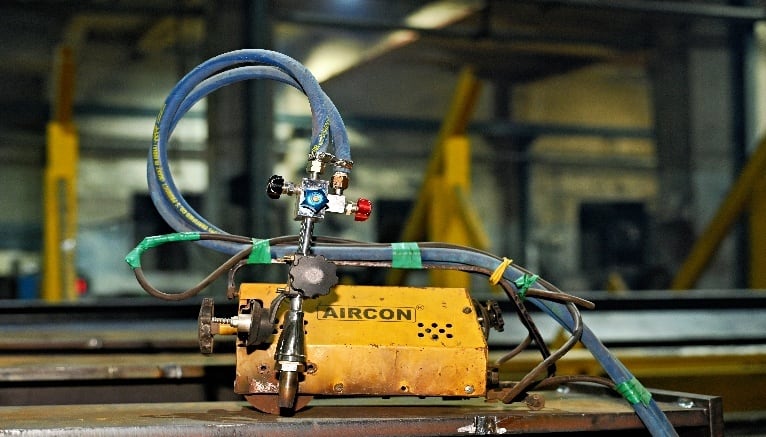 Pug Cutting Machine